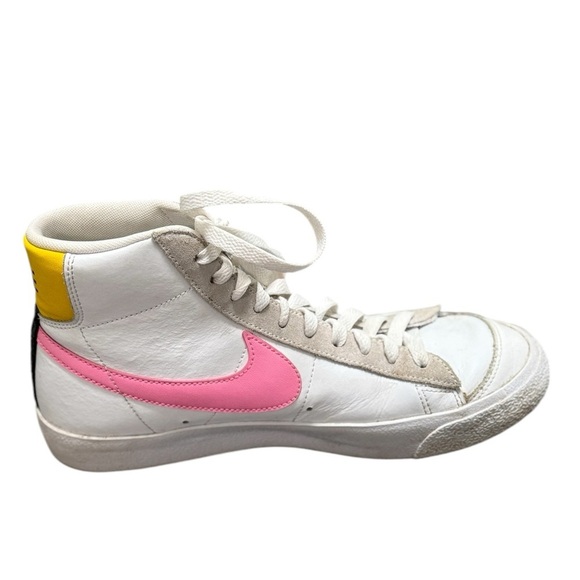 Nike Blazer Mid ‘77 Limited Edition Color. White, Pink, Blue, Yellow Siz… - Picture 4 of 5